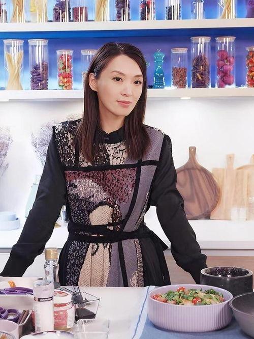 国产熟女阿姨,魅力四溢，岁月静好